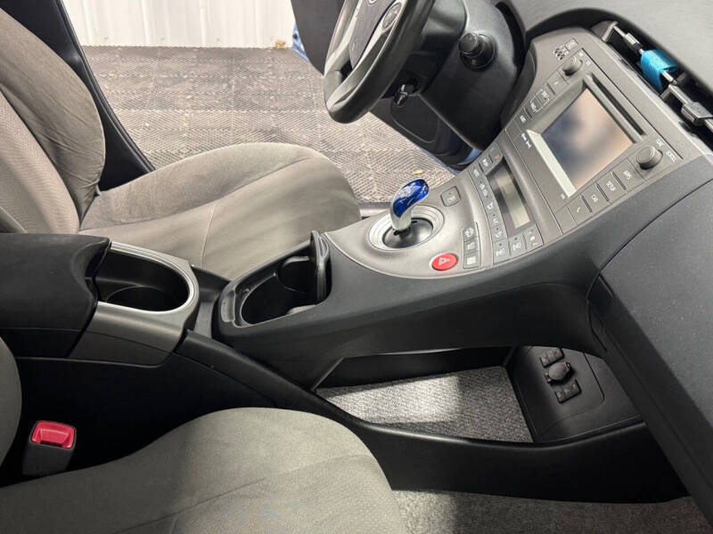 2012 Toyota Prius Plug-in Hybrid Advanced