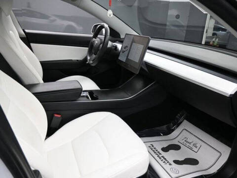 2019 Tesla Model 3 Standard Range Plus