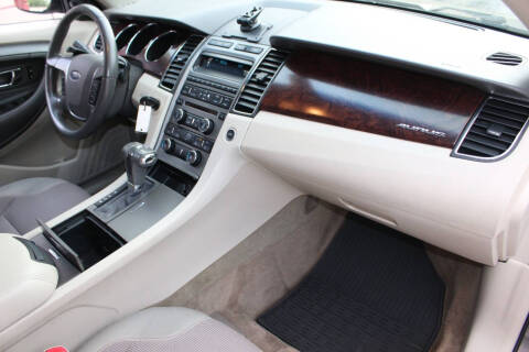 2012 Ford Taurus SEL