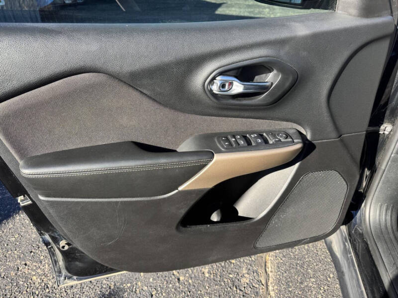 2018 Jeep Cherokee Latitude