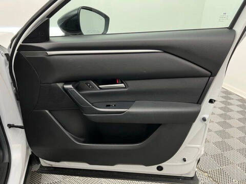 2024 Mazda CX-50 2.5 S Preferred