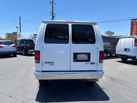 2012 Ford E-Series E-350 SD XL