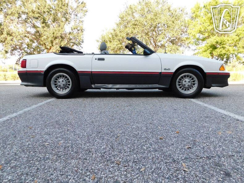 1987 Ford Mustang GT