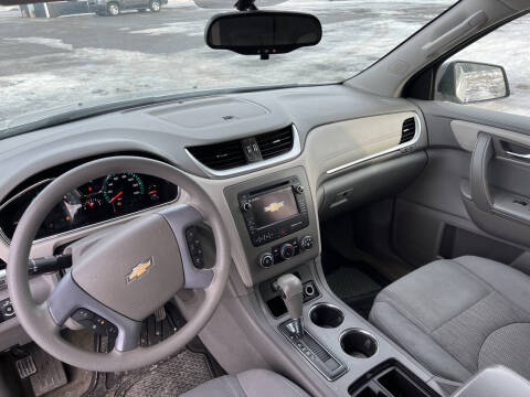 2017 Chevrolet Traverse LS