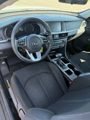 2019 Kia Optima LX