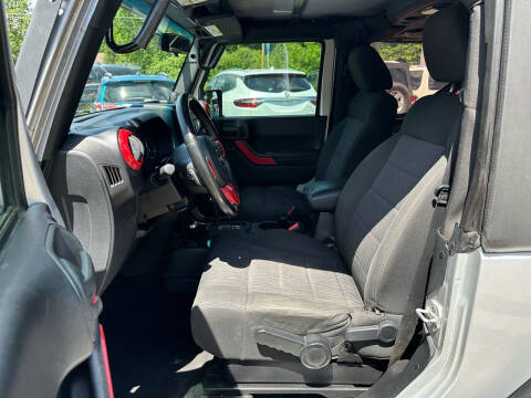 2012 Jeep Wrangler Sahara