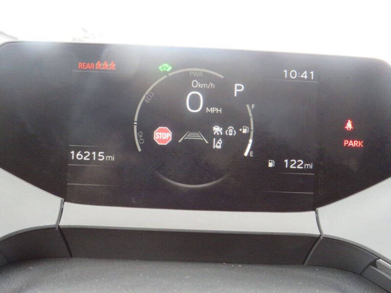 2025 Toyota Prius LE