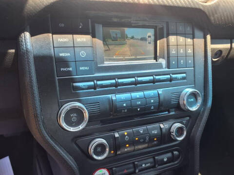 2016 Ford Mustang V6