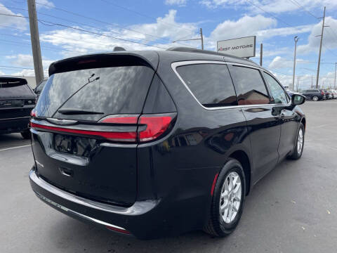 2022 Chrysler Pacifica Touring L