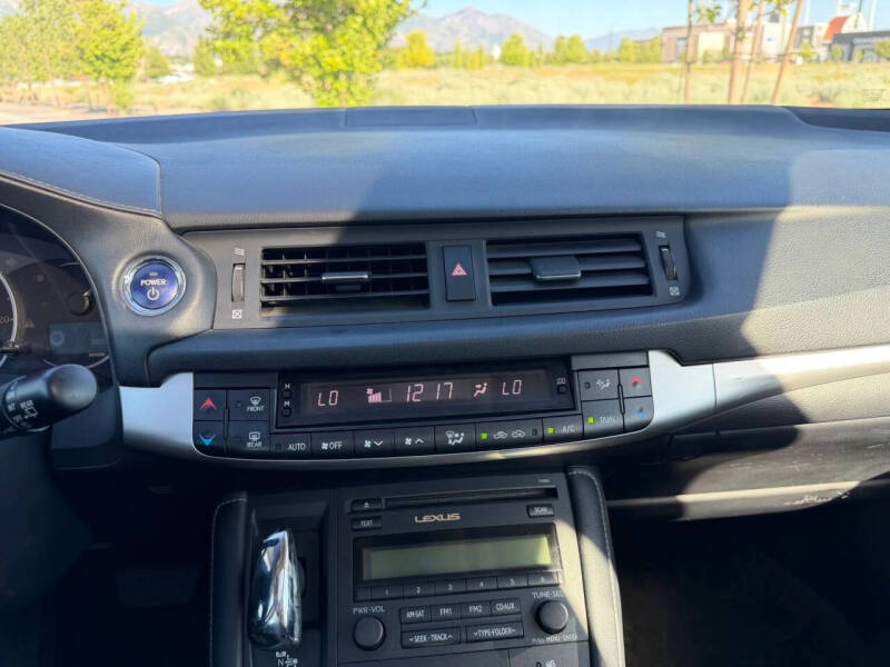 2013 Lexus CT 200h