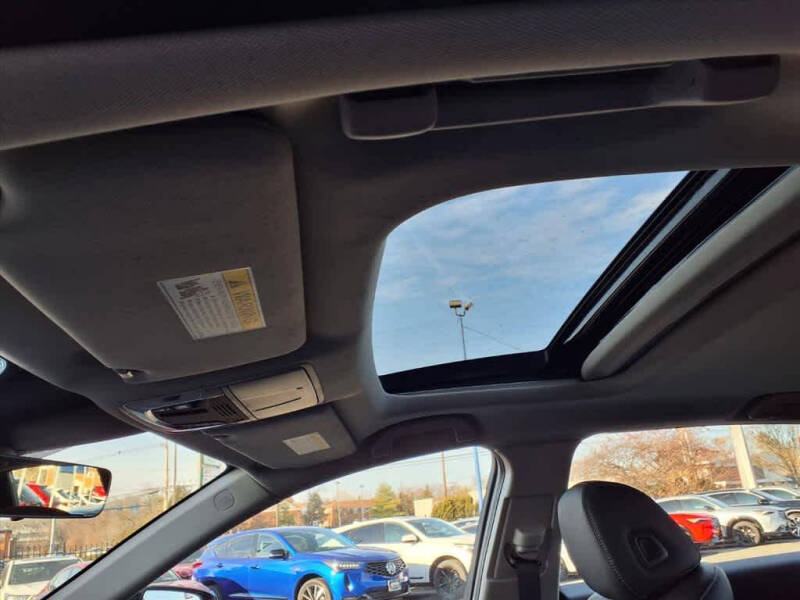 2025 Acura TLX w/Tech