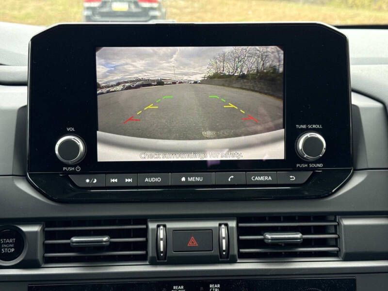 2025 Nissan Pathfinder S