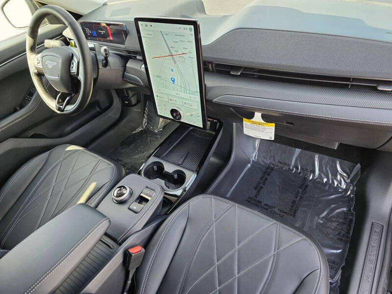 2024 Ford Mustang Mach-E Select