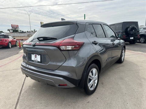2024 Nissan Kicks S