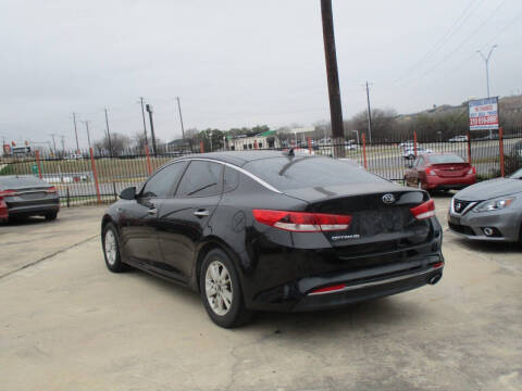 2017 Kia Optima LX