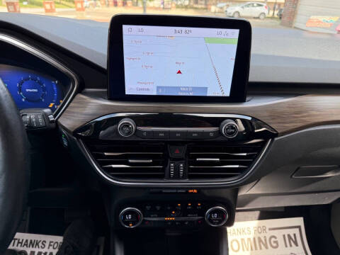 2020 Ford Escape Titanium