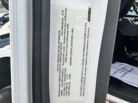 2019 Freightliner M2 106