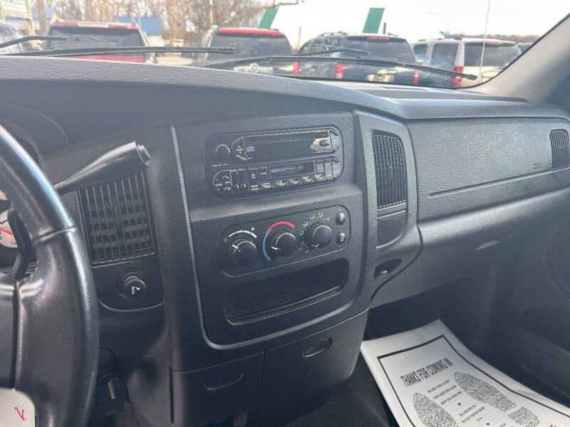 2004 Dodge Ram 1500 SLT