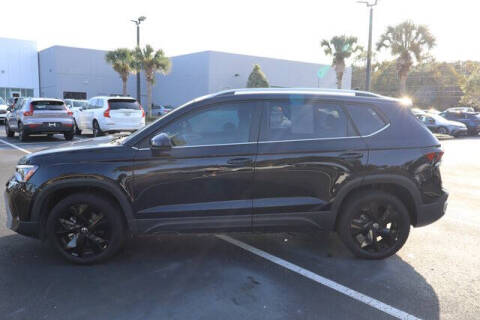 2025 Volkswagen Taos SE