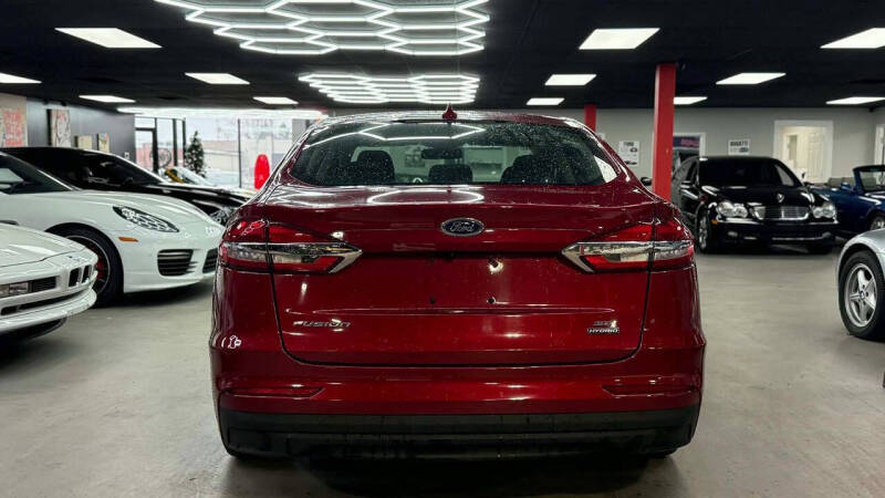 2020 Ford Fusion Hybrid SE