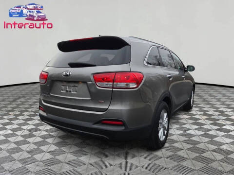 2016 Kia Sorento LX