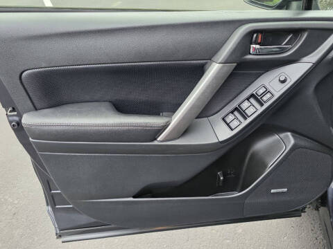 2014 Subaru Forester 2.0XT Touring