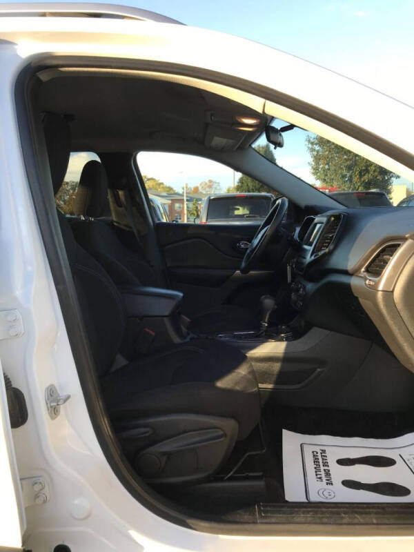 2019 Jeep Cherokee Latitude