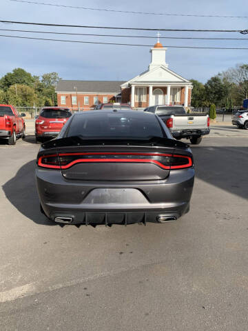 2015 Dodge Charger SE