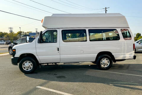 2011 Ford E-Series E-350 SD