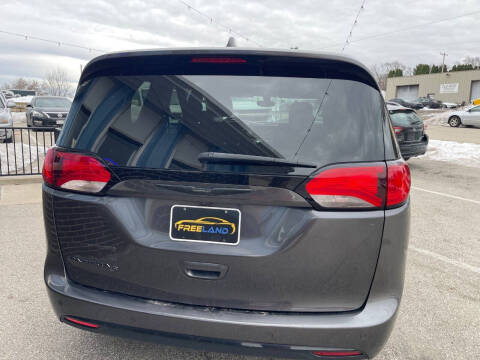2020 Chrysler Pacifica Touring