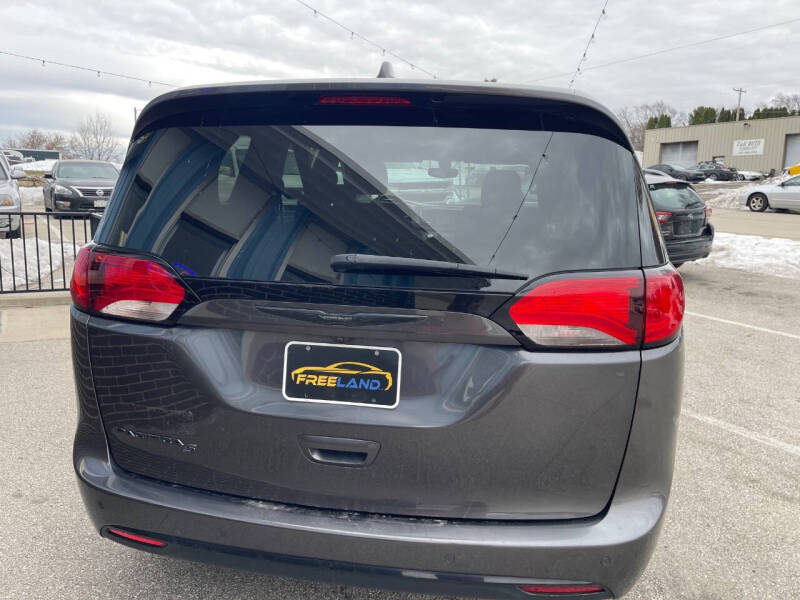 2020 Chrysler Pacifica Touring