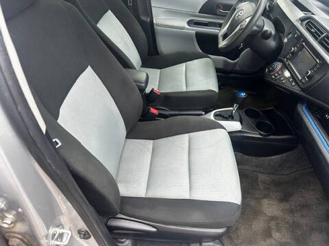 2013 Toyota Prius c Two