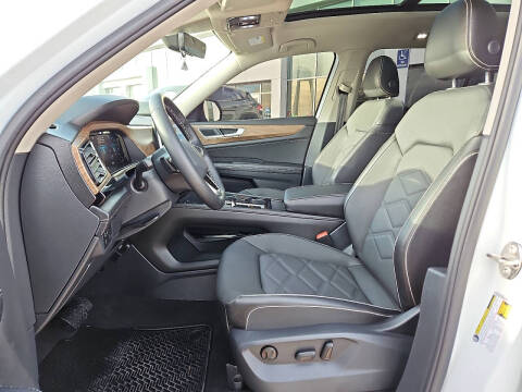 2025 Volkswagen Atlas SE