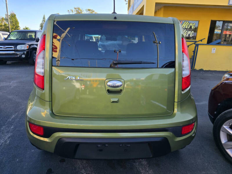 2013 Kia Soul + photo 8