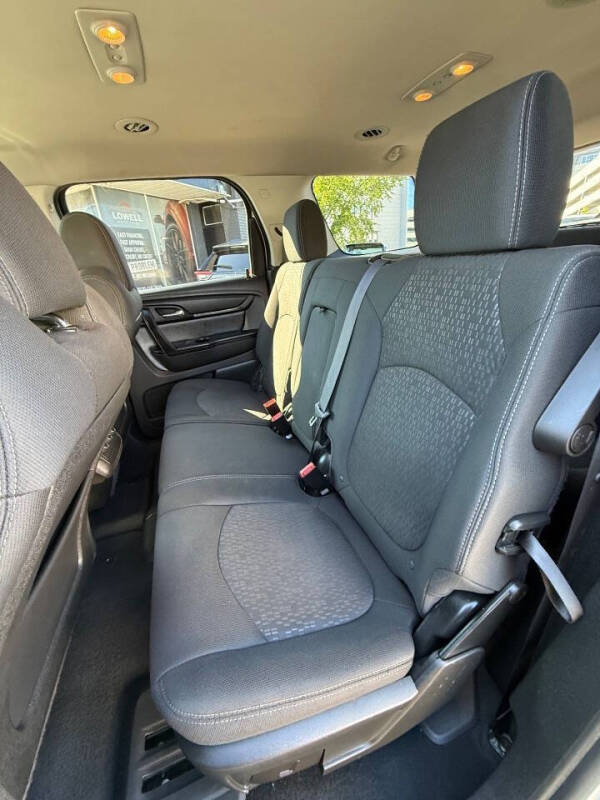 2014 GMC Acadia SLE-1