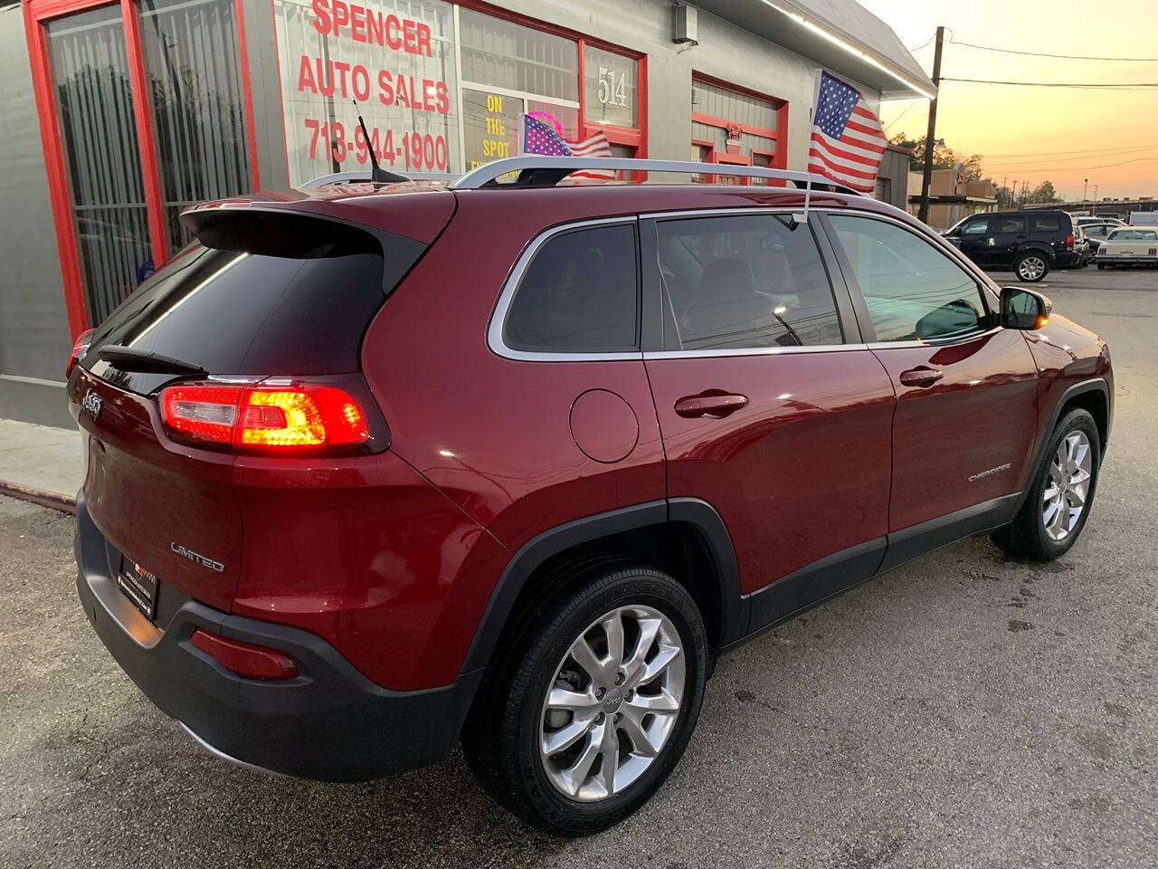 2017 Jeep Cherokee for sale at SPENCER AUTO SALES in South Houston, TX