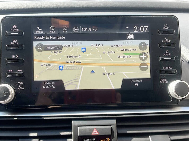 2022 Honda Accord Hybrid Touring