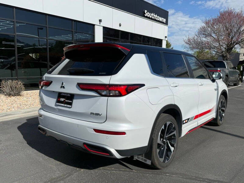2024 Mitsubishi Outlander PHEV