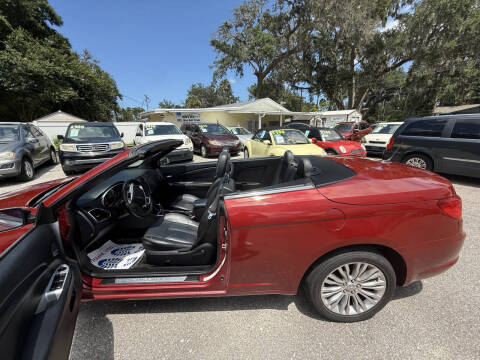 2014 Chrysler 200 Limited