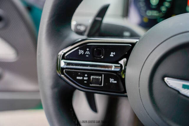 2025 Aston Martin DB12 V8