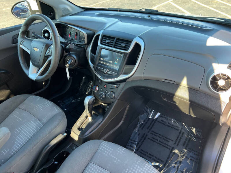 2017 Chevrolet Sonic LT Auto Fleet