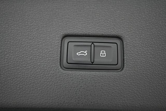 2025 Audi RS Q8 performance 4.0T quattro