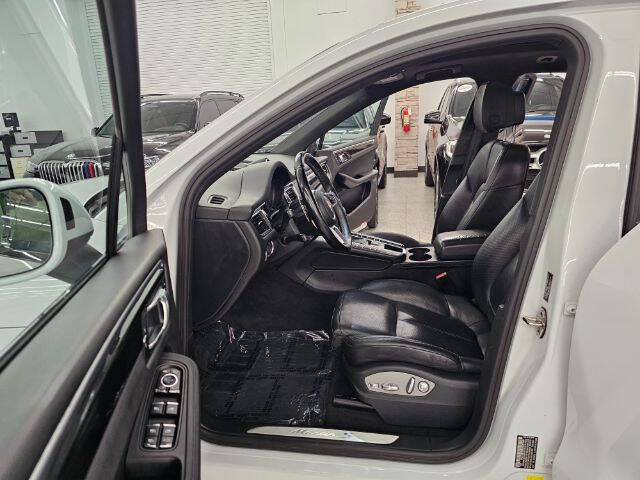 2016 Porsche Macan S