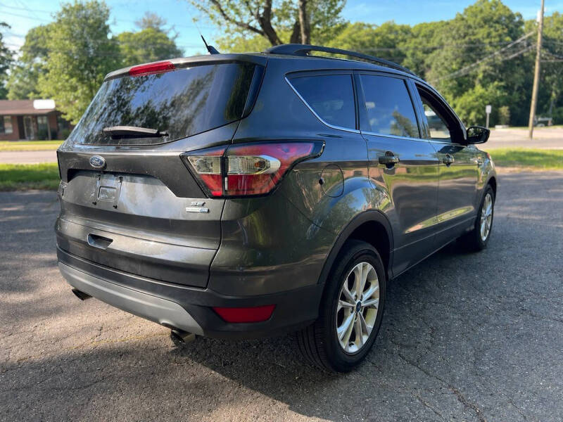2018 Ford Escape SE