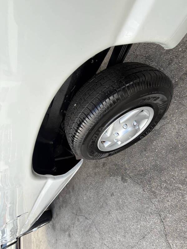 2012 Ford E-350