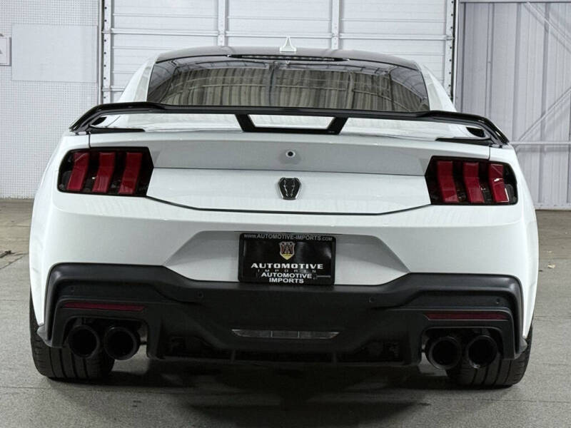 2024 Ford Mustang Dark Horse