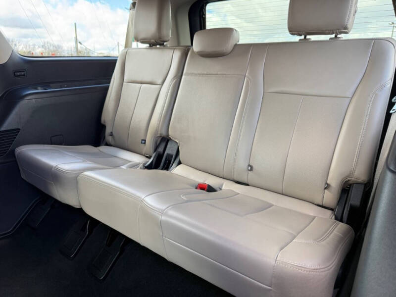 2024 Ford Expedition MAX XLT