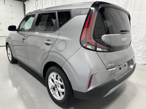 2024 Kia Soul LX