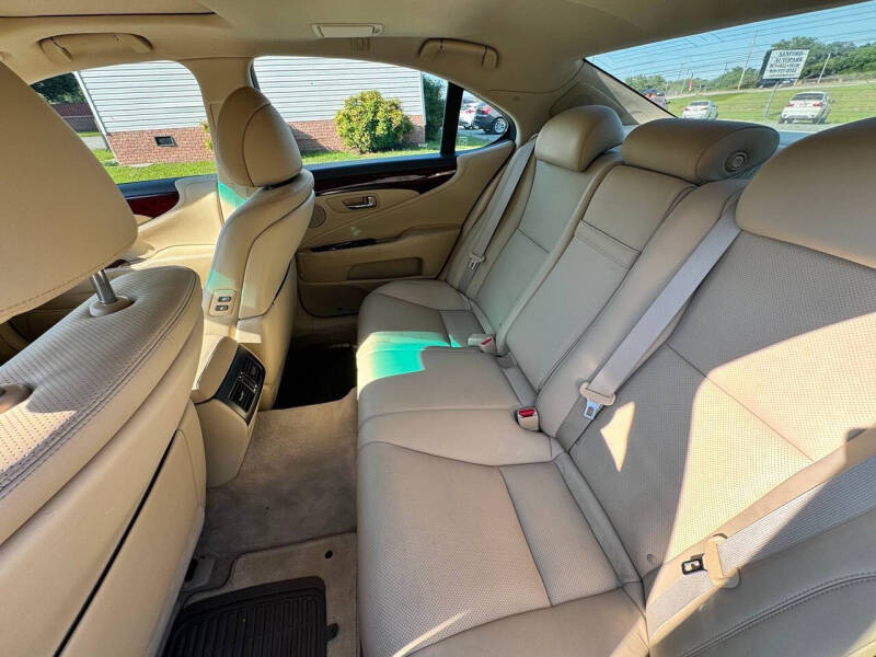 2007 Lexus LS 460