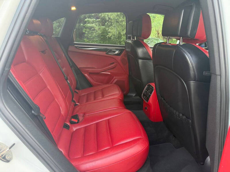 2015 Porsche Macan S